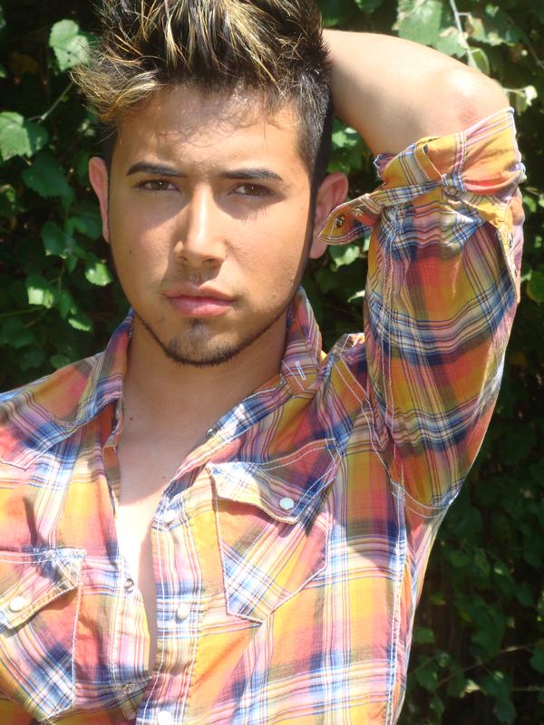 Male model photo shoot of Luis Arreguin