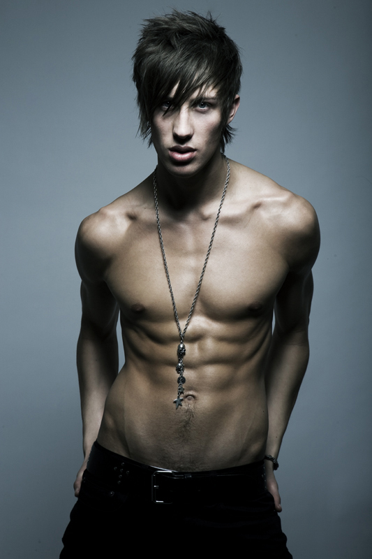 Male model photo shoot of Lee_Malone in London