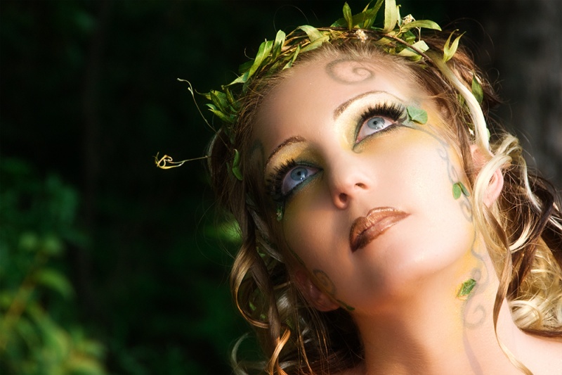 Female model photo shoot of Pheonix Beauty by William Rackley