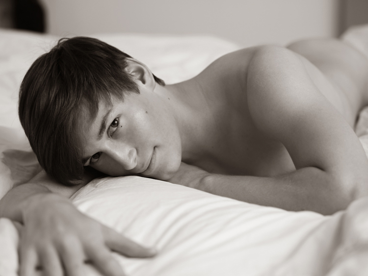 Male model photo shoot of Brandon Spear