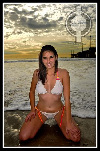 Female model photo shoot of Alexandra K Smith in Venice Beach