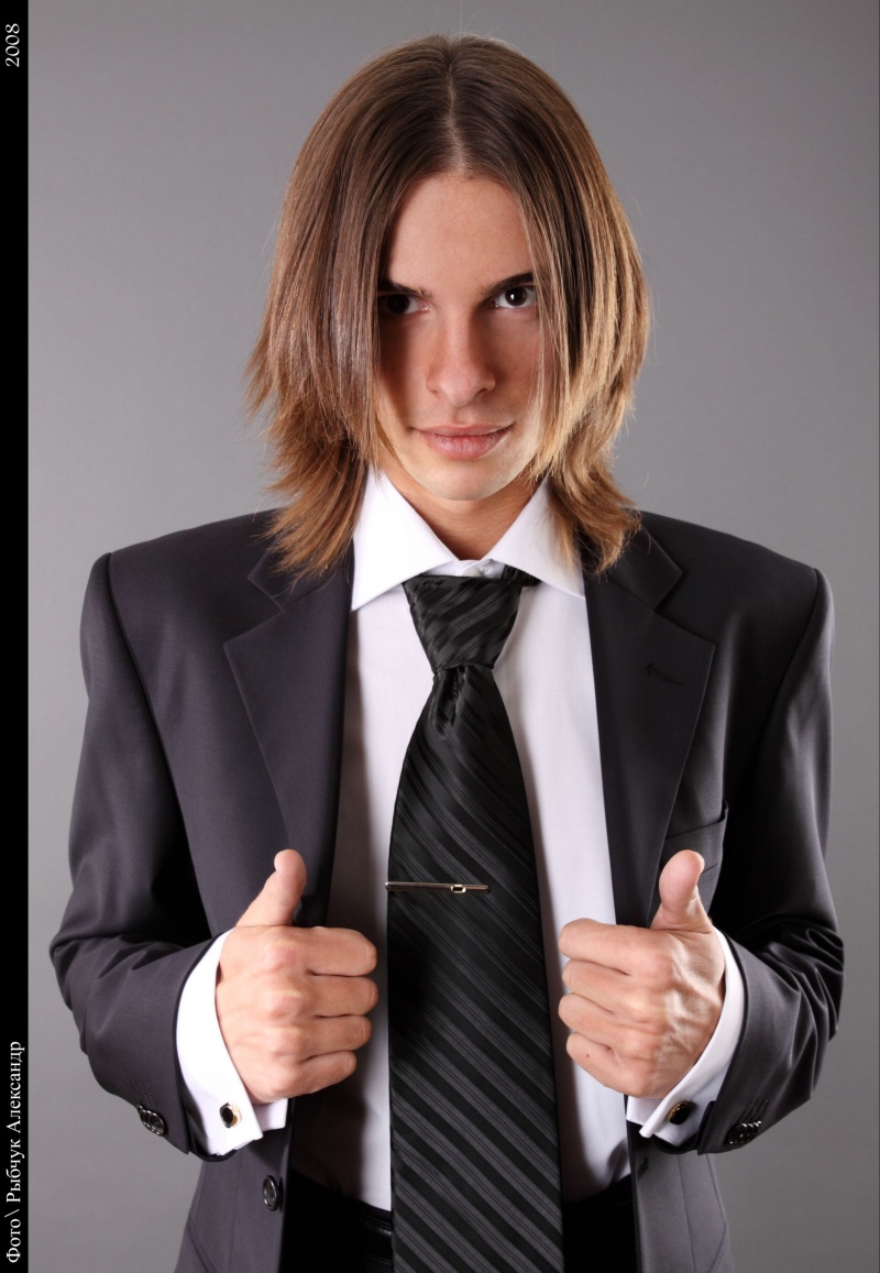 Male model photo shoot of Dimitry B