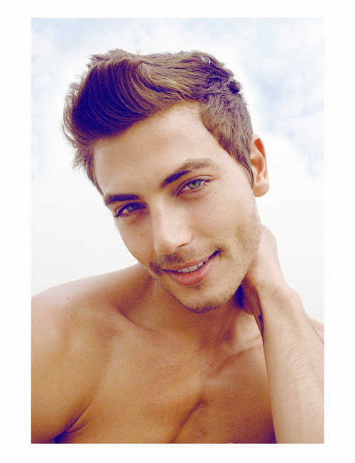 Male model photo shoot of Matias Delgado
