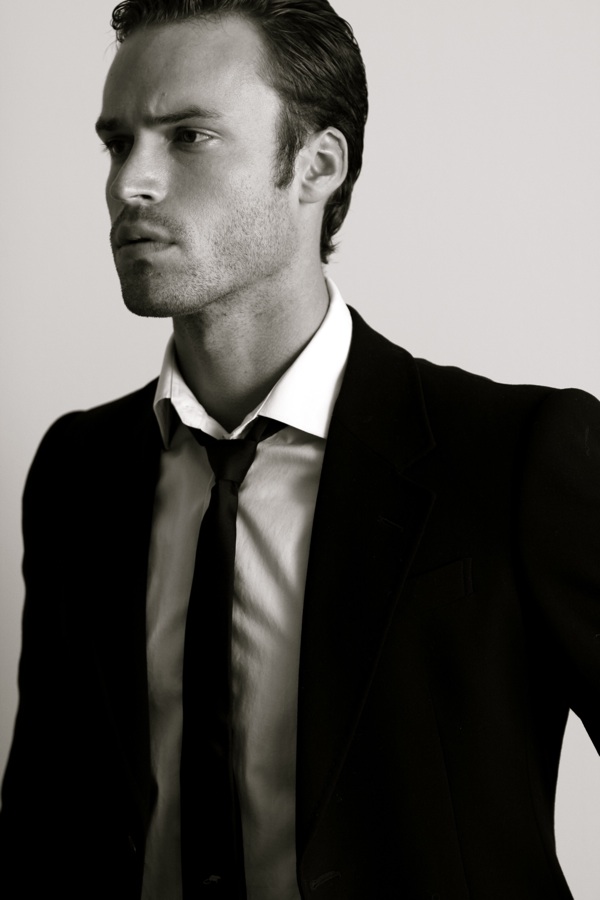 Male model photo shoot of Jon Knapp