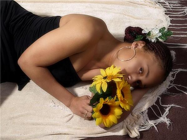 Female model photo shoot of katrinna  claybrooks