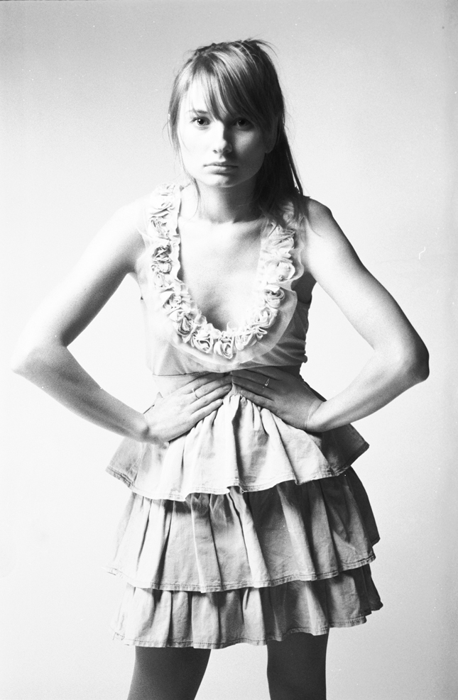 Female model photo shoot of Margot T