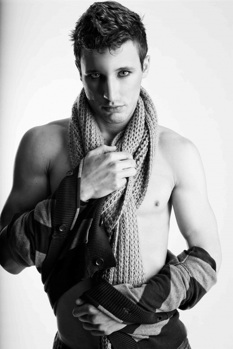 Male model photo shoot of Randy Nash