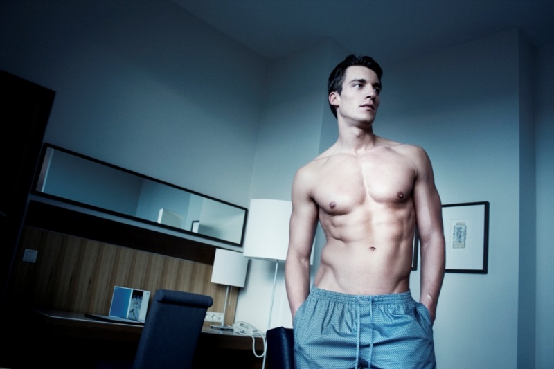 Male model photo shoot of Marcus Vehma