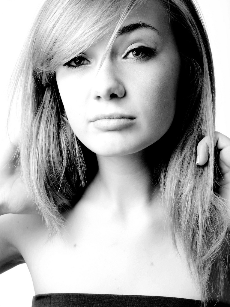 Female model photo shoot of Shelby Amling