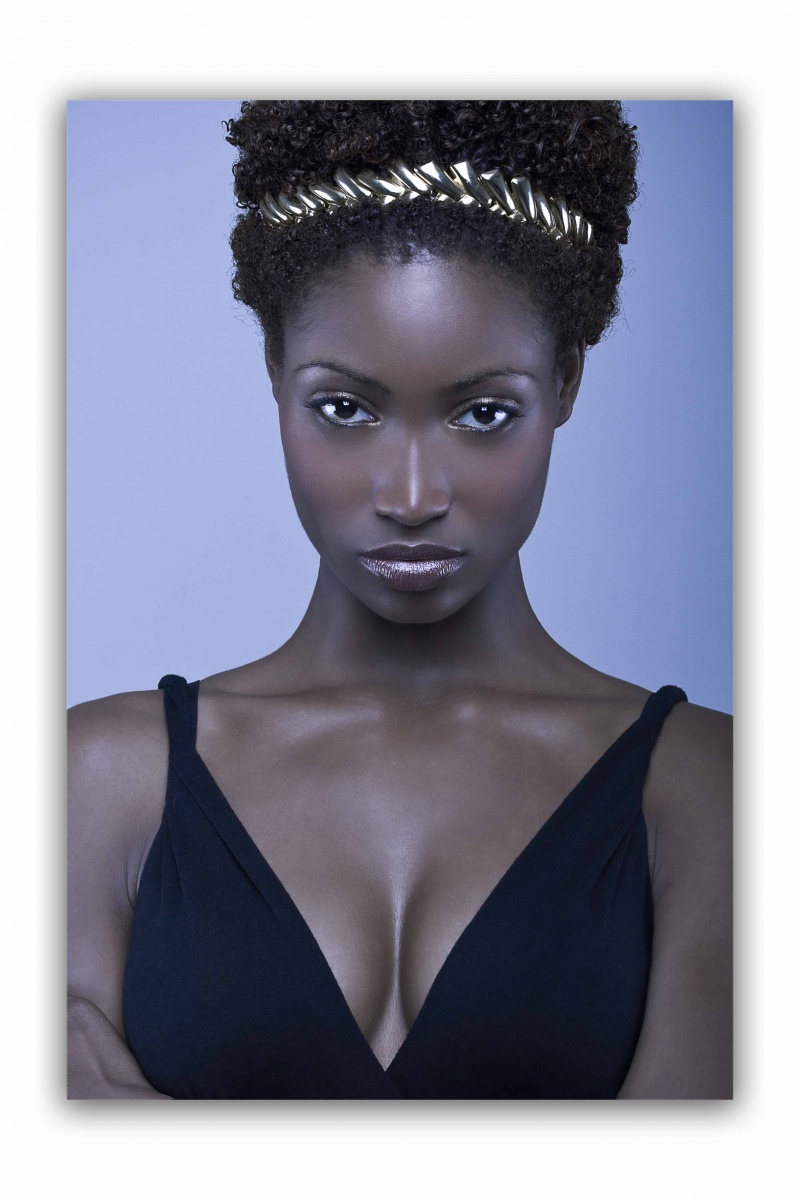 Female model photo shoot of Tabia Wood by Pawel Lukas Photo, makeup by TAJ BLUSH