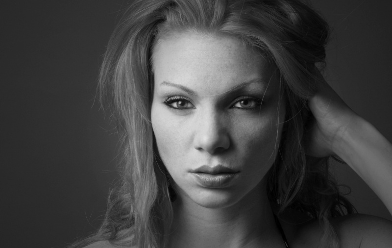 Female model photo shoot of Jessica Rudd