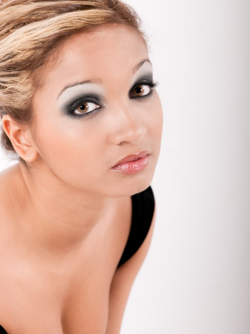 Female model photo shoot of Poison Makeup Art and Michelle Phoenix by Frozen Entropy