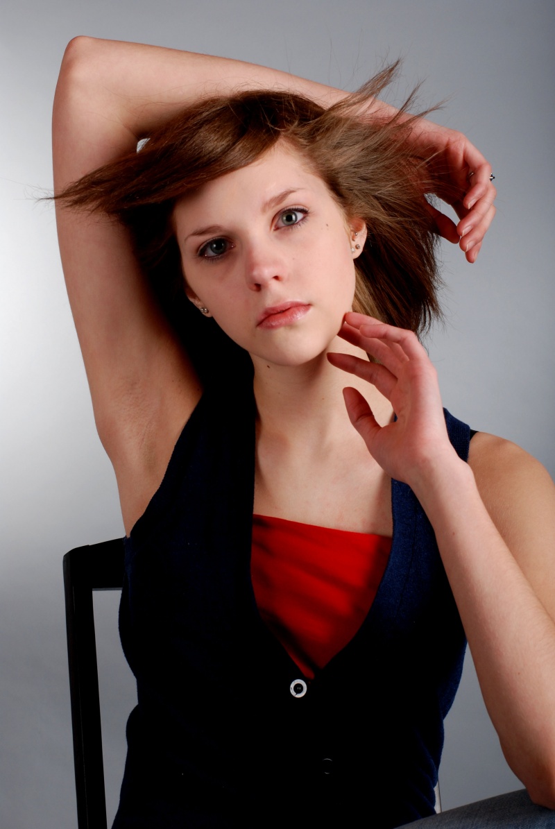 Female model photo shoot of Lindsay Fortune by Michael Skolosh