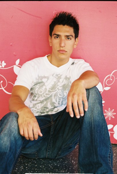 Male model photo shoot of Omar Chavez