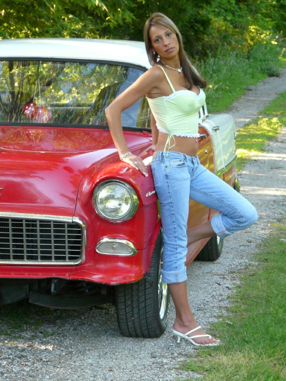 Female model photo shoot of Danniell Martin in Council Bluffs, IA