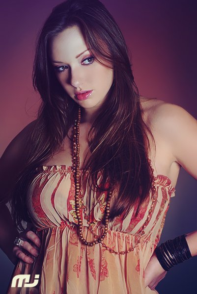 Female model photo shoot of AmberDanielle
