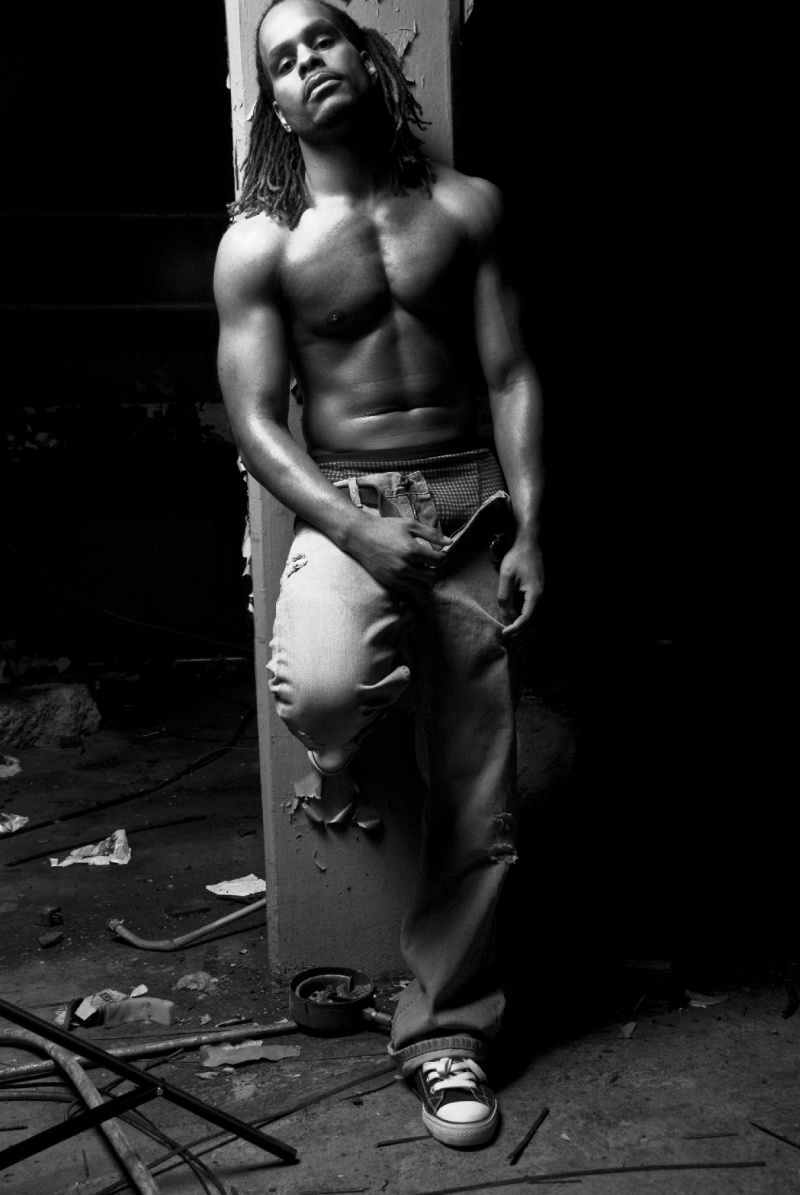 Male model photo shoot of Javier Jah Walden