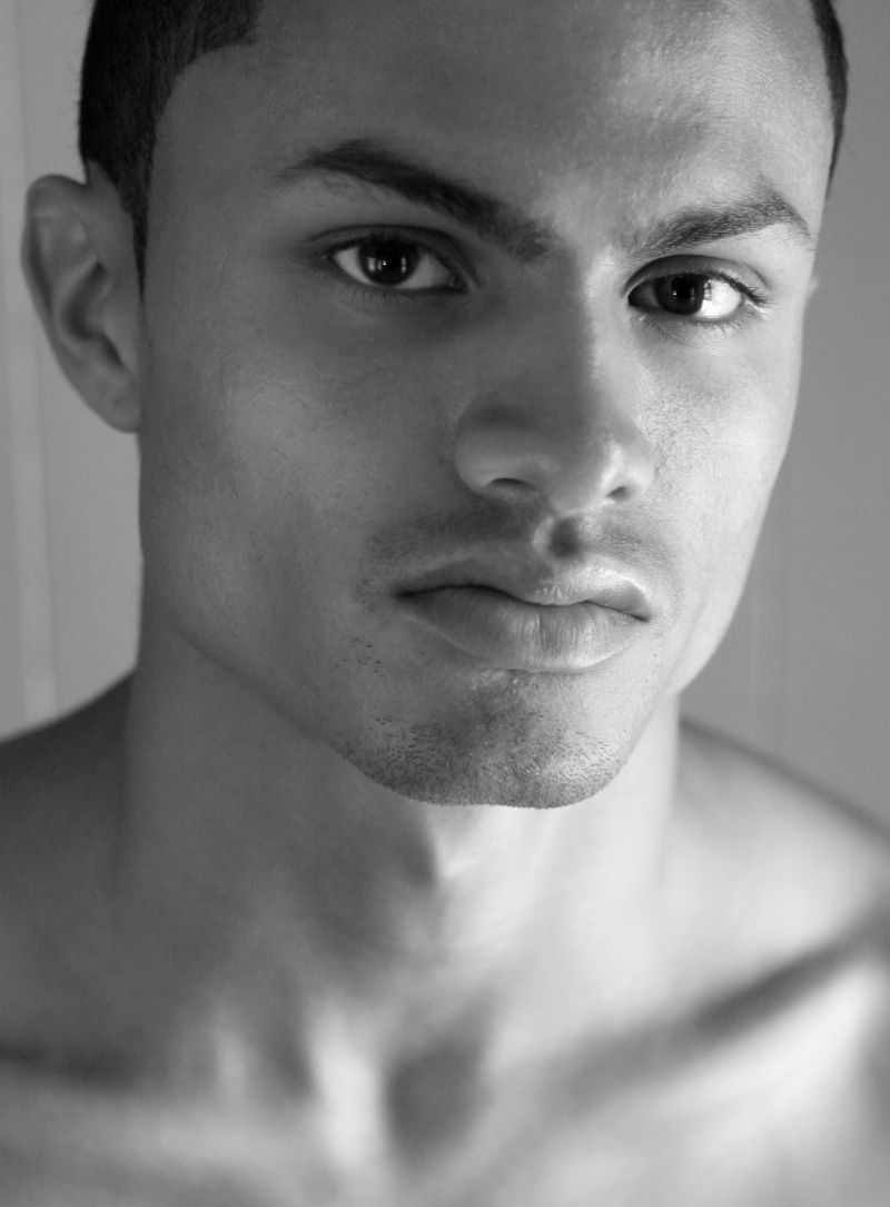 Male model photo shoot of Omar Alexander