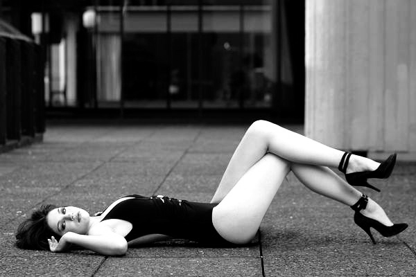 Female model photo shoot of QuorraDarling