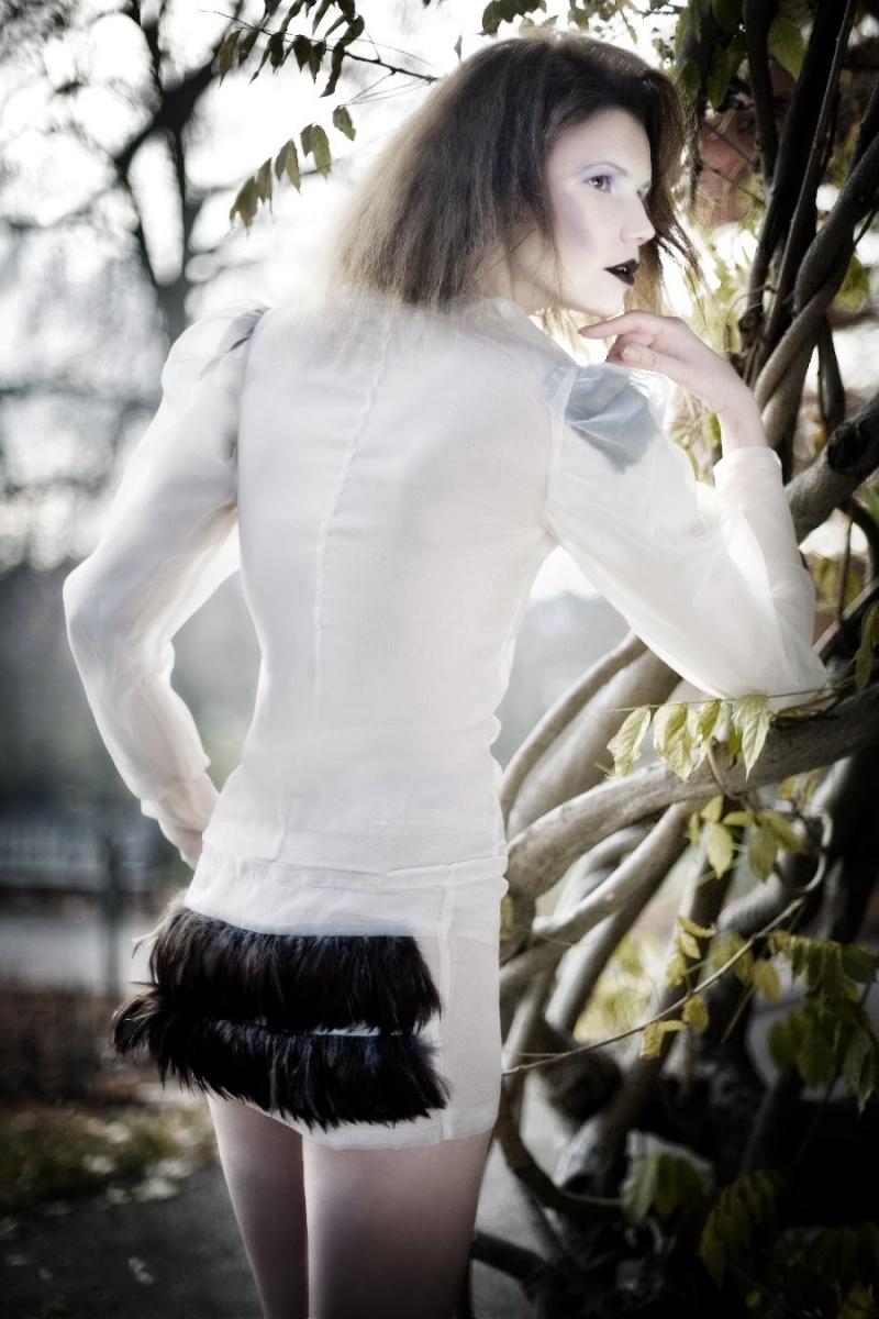 Female model photo shoot of Jenny Juhlin