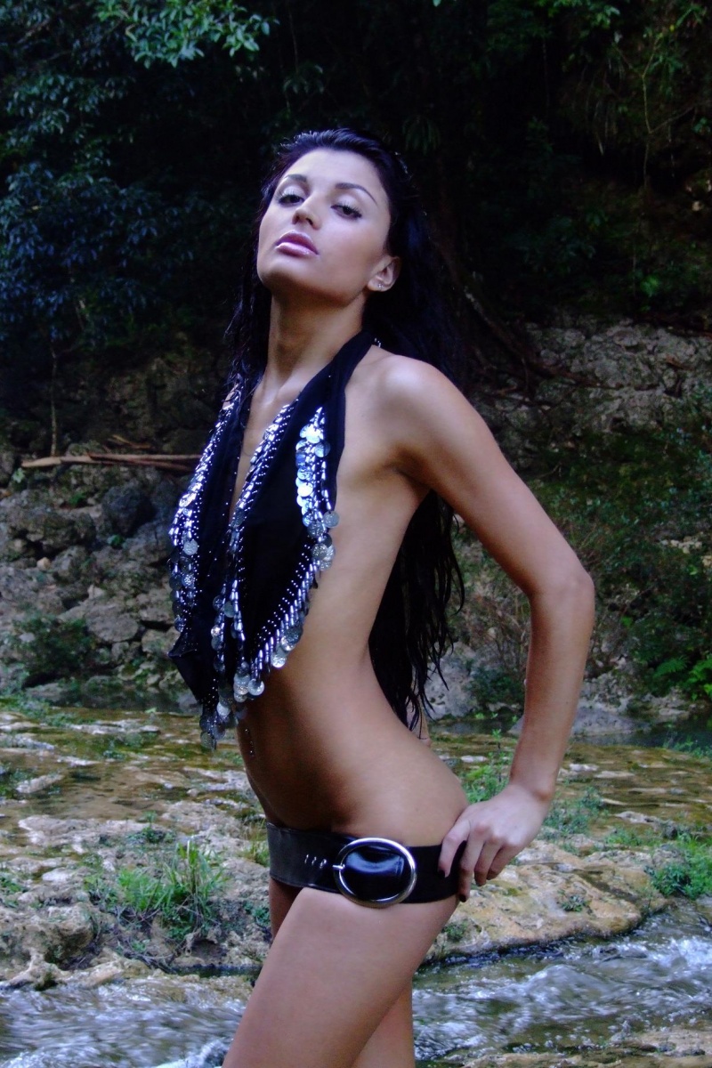 Female model photo shoot of VIVIANA BETANCUR in Central America