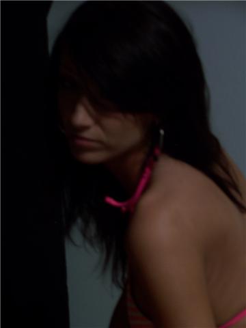 Female model photo shoot of ziggen11