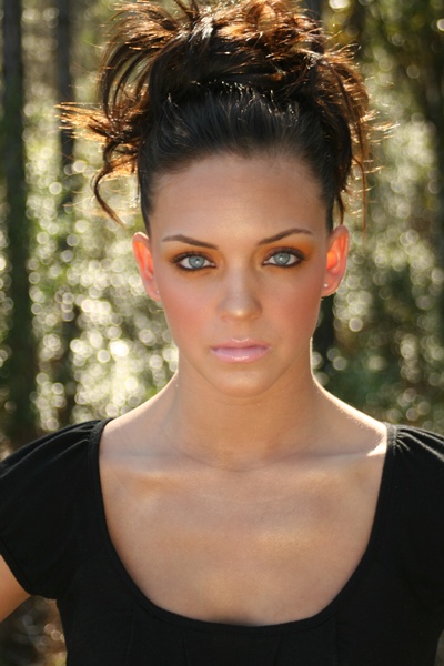 Female model photo shoot of MariahV