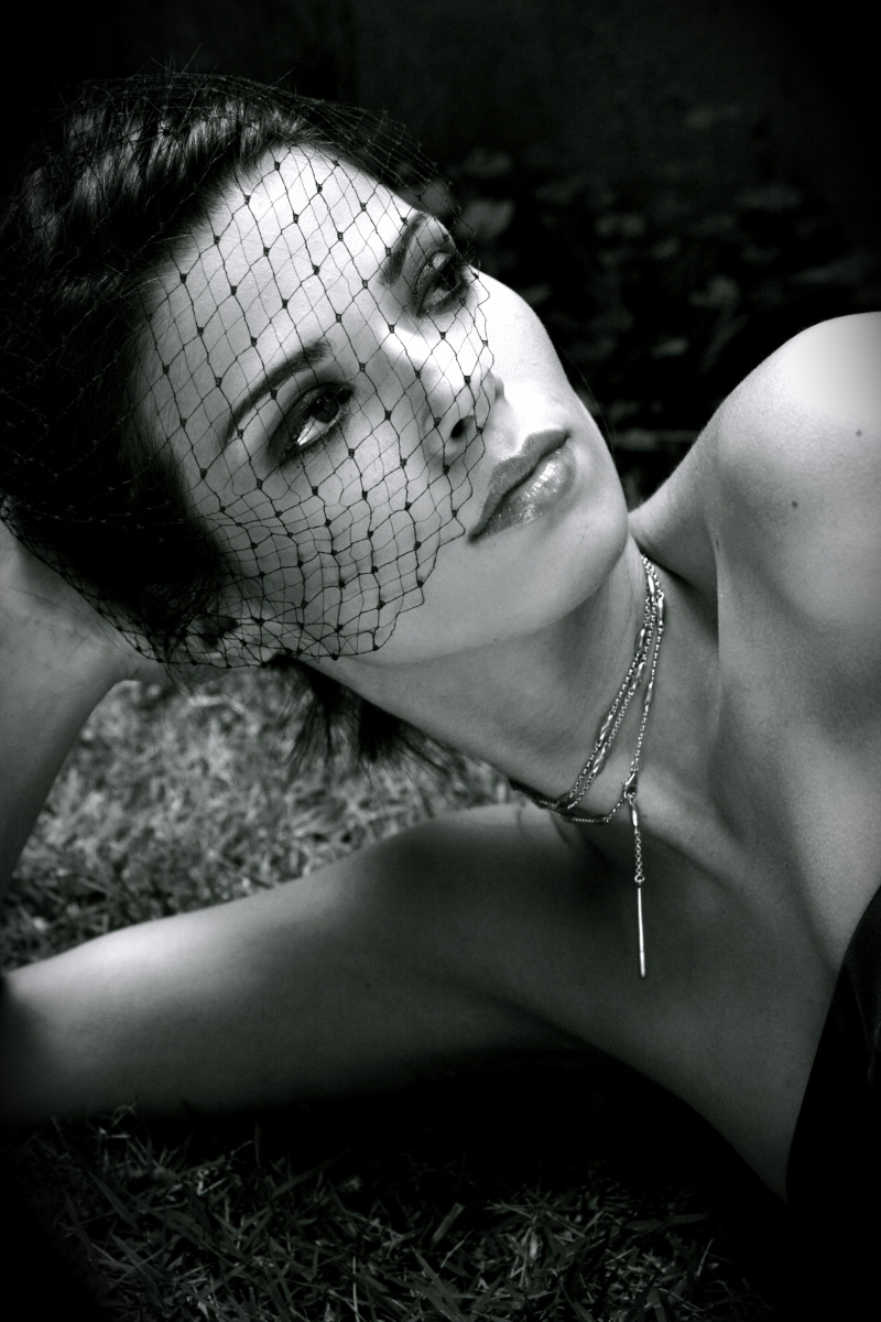 Female model photo shoot of Raquel Wainer