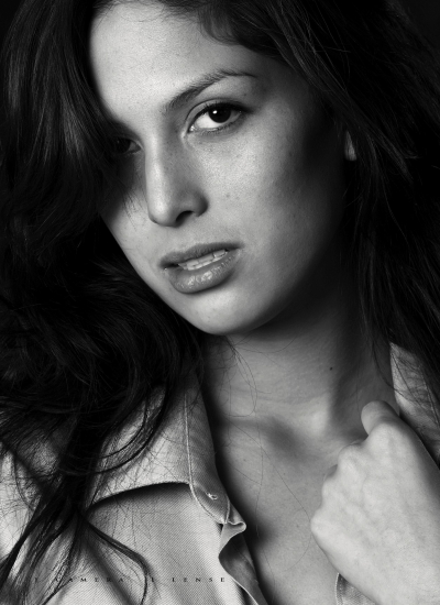 Female model photo shoot of Janice Owen by 1Camera1Lense