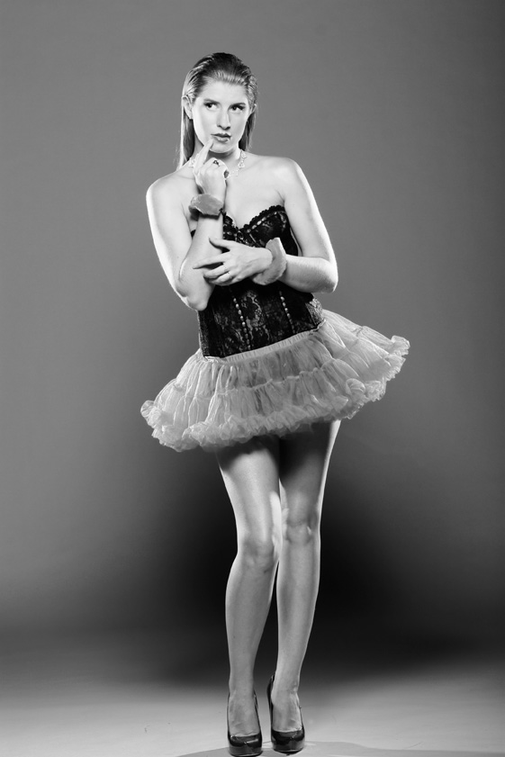 Female model photo shoot of Jane Smyth