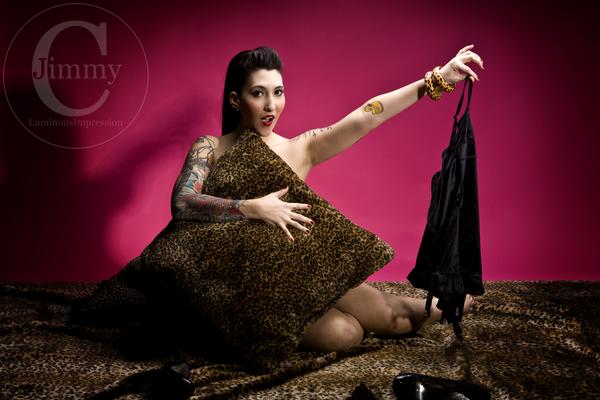 Female model photo shoot of lizzie furr by CymmiJ