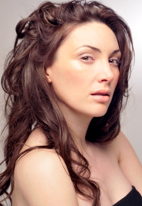 Female model photo shoot of Meike Rieger