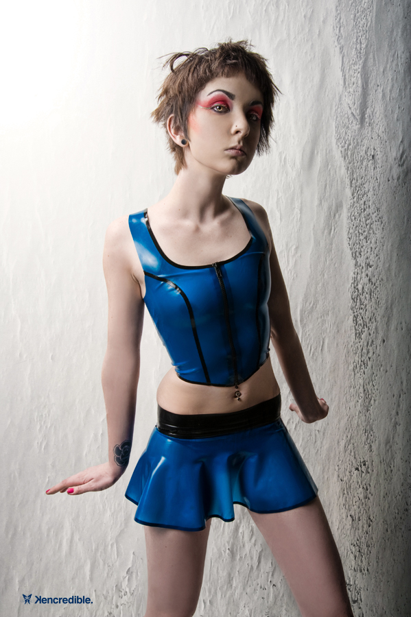 Female model photo shoot of LisaLobotomy by Kencredible
