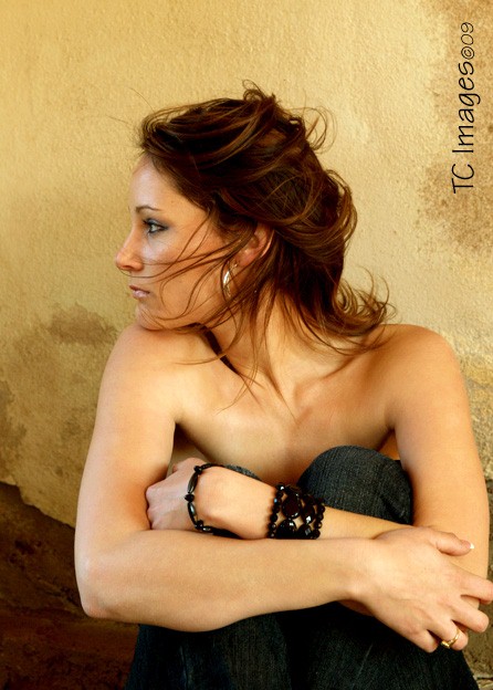 Female model photo shoot of Erin Eshia