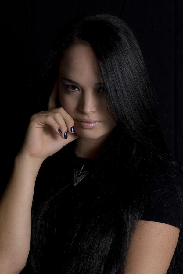 Female model photo shoot of Elizabeth Herrera