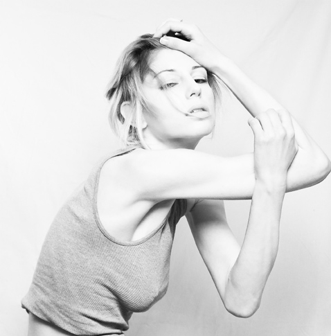 Female model photo shoot of Ashley Lindsay 