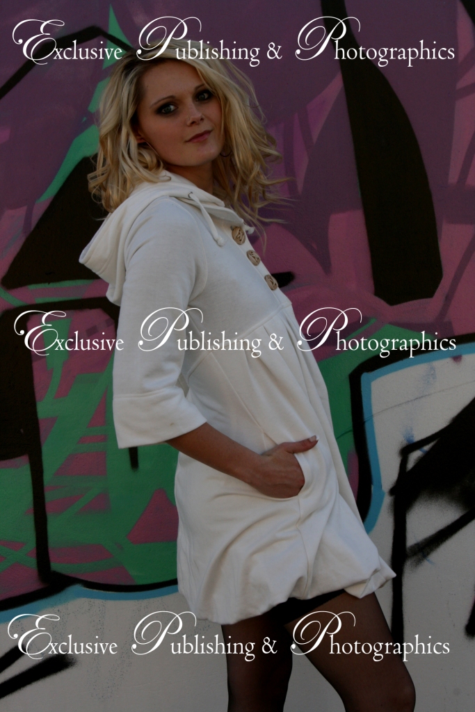 Female model photo shoot of Jess Johnson 2