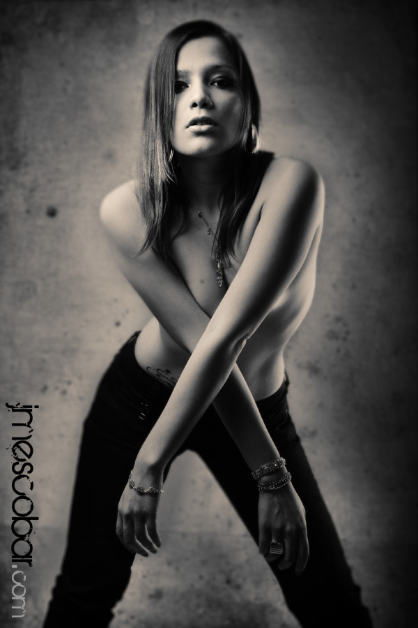 Female model photo shoot of Adriana corleto