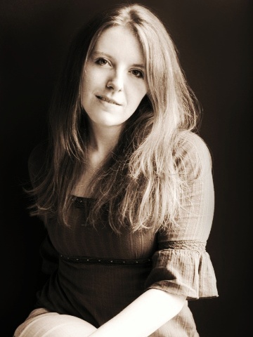 Female model photo shoot of Erin Hemenway in Mount Vernon, WA