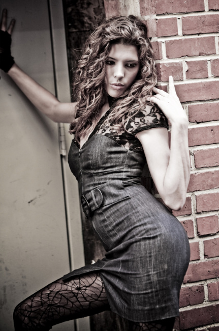 Female model photo shoot of Justiene White in Riverfront