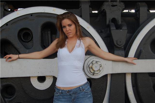 Female model photo shoot of Jenna Linn44