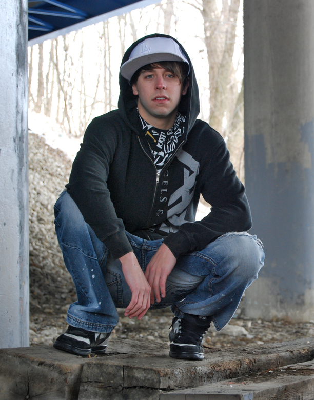 Male and Female model photo shoot of Ryan Maxwell Williams and Darkness_Crys