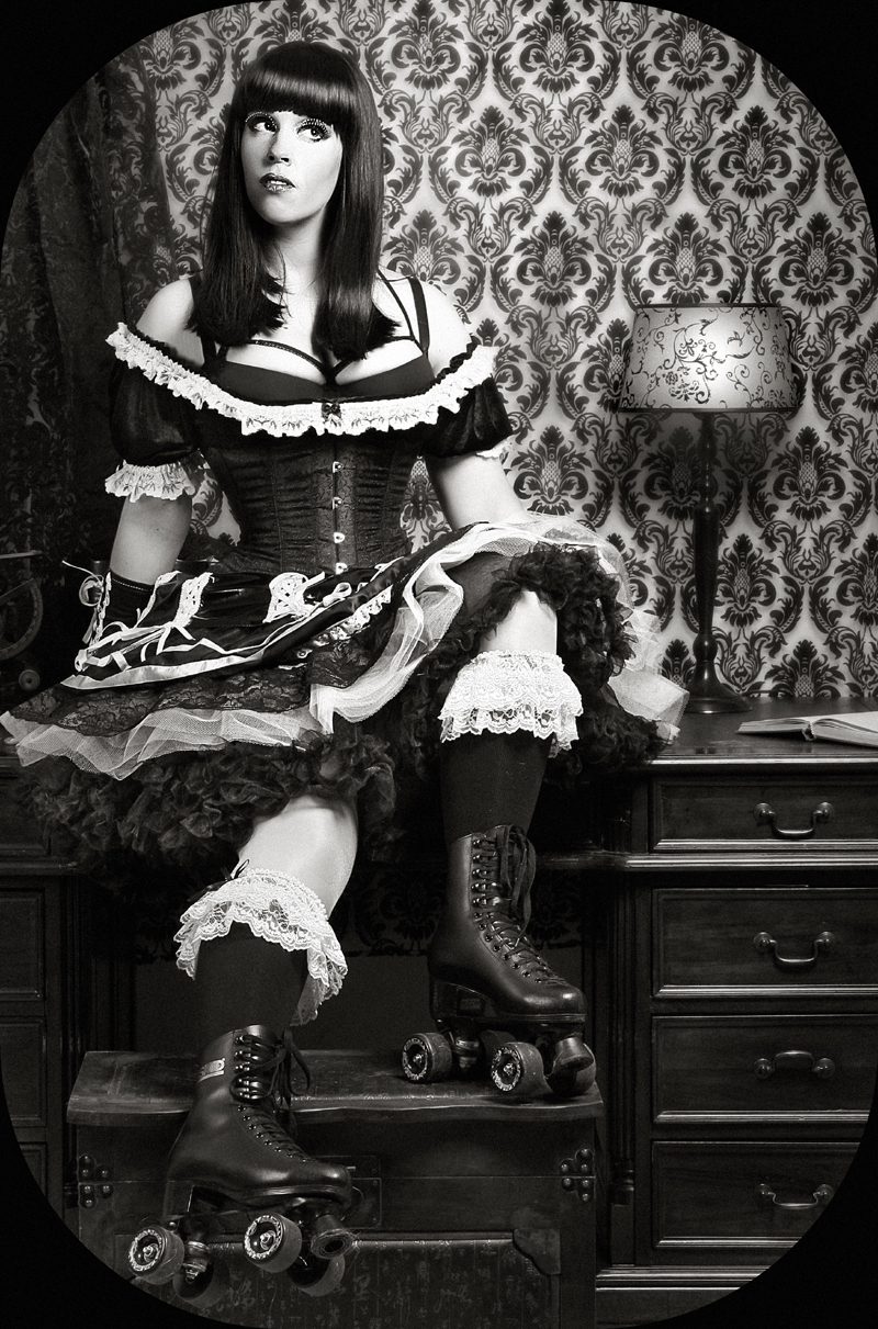 Female model photo shoot of Felina Fetishdoll by Mindflowers in Randstad, Netherlands