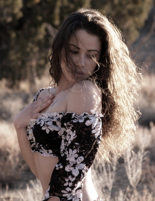 Female model photo shoot of KorinnaR in New Mexico
