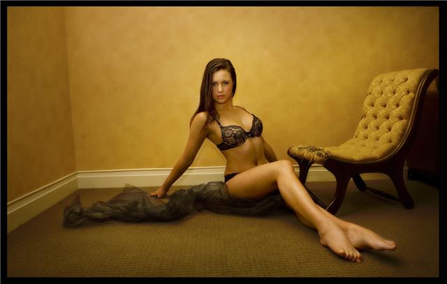 Female model photo shoot of Bianca Bachinger Healey