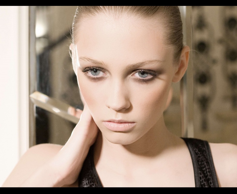 Female model photo shoot of Alex Mru by Piotr Debski 