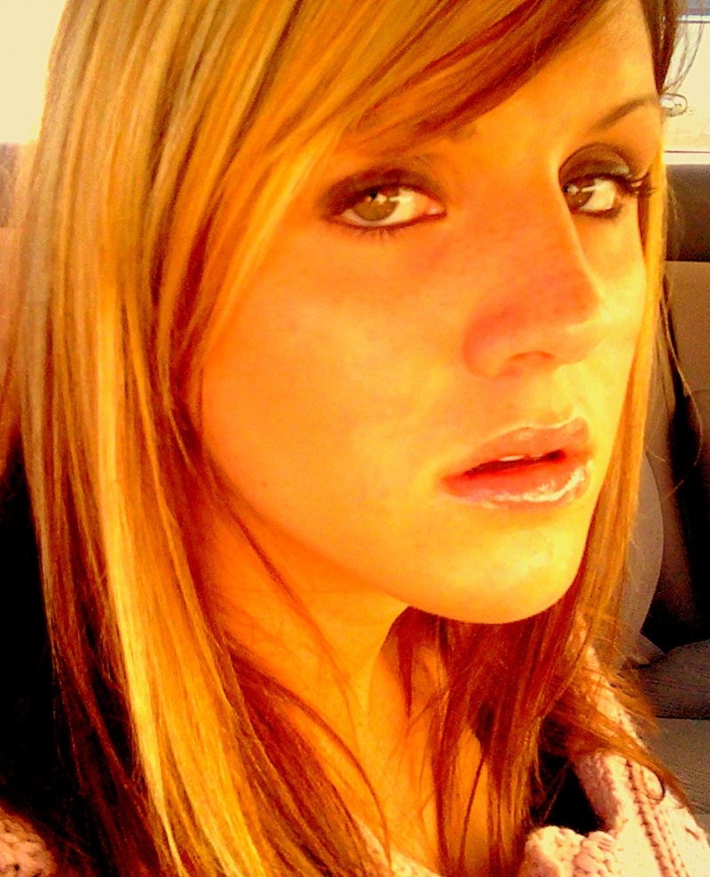 Female model photo shoot of Jordan OMalley in my car?