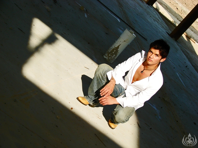 Male model photo shoot of Kevin B Ramirez