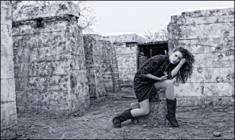 Female model photo shoot of Meagan Jones by Neil Peters Fotografie in Sasco