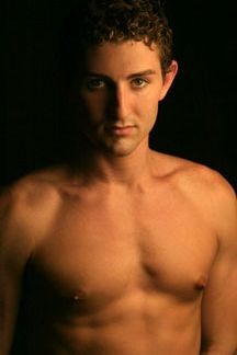 Male model photo shoot of Seth Apper by Walter Kurtz
